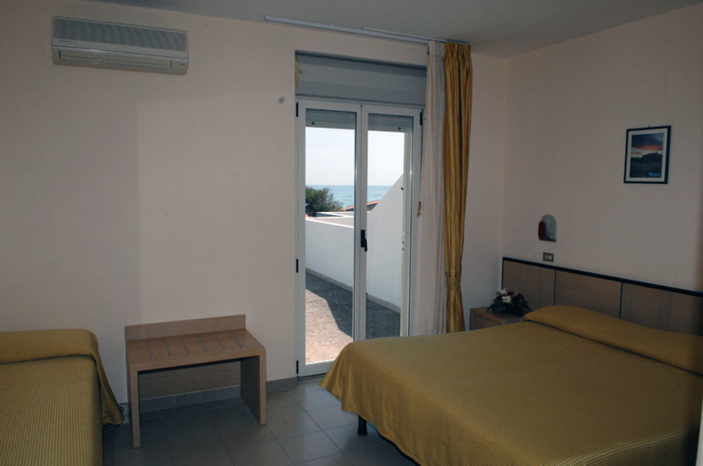 Hotel Cristalda Vieste Buitenkant foto